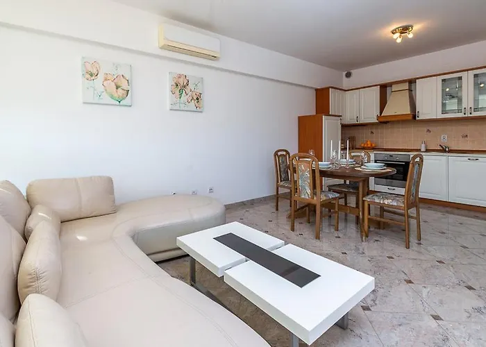 Roko Apartman *