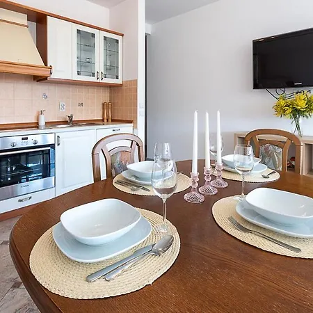 Roko Apartament *